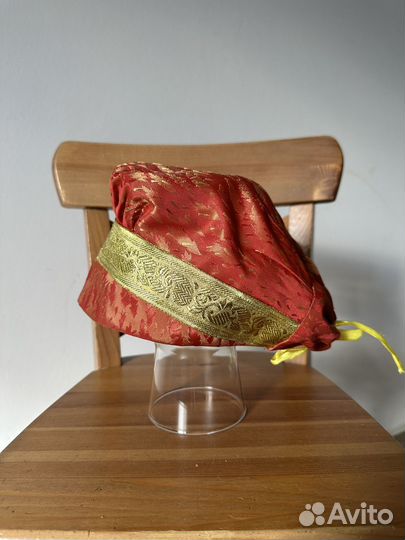 Головные уборы женские