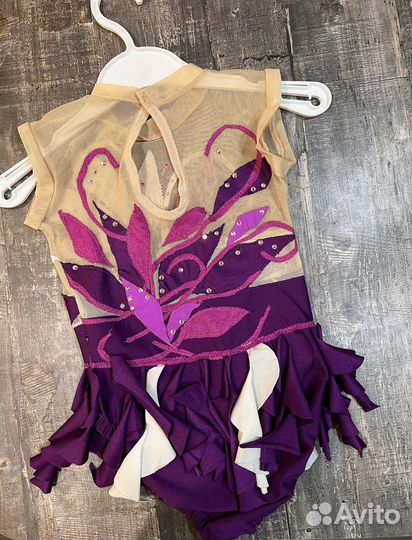 Купальник гимнастический для выступлений 110