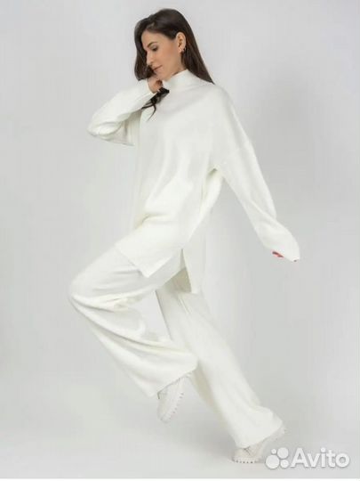 Костюм женский теплый трикотажный акрил зимний