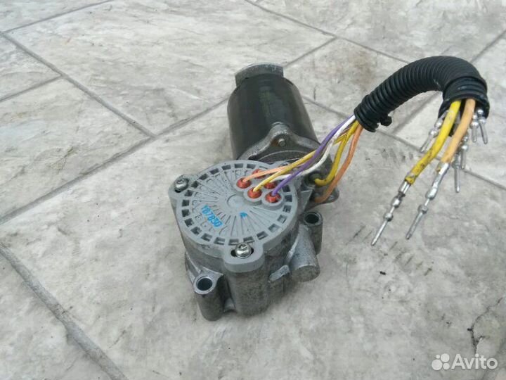 Мотор раздаточной коробки Ford Explorer U152