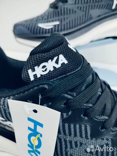 Беговы кроссовки hoka