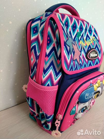 Школьный рюкзак