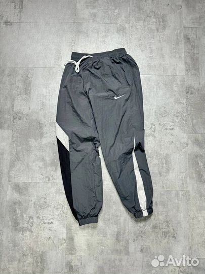 Спортивные штаны nike