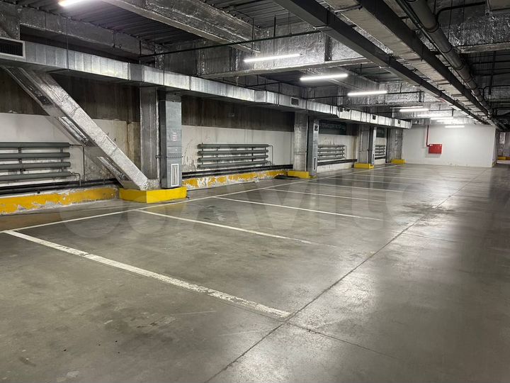 Машиноместо, 12 м²