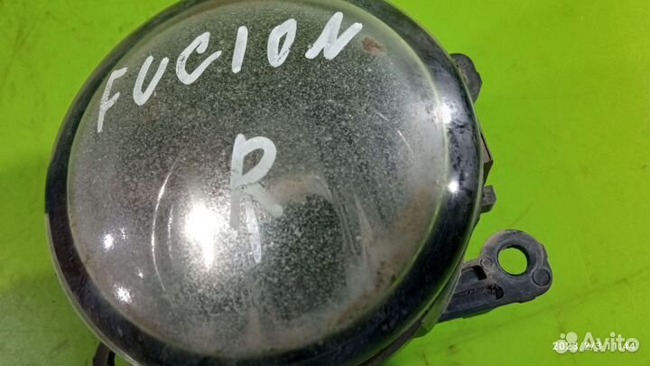 Фара противотуманная правая Ford Fusion 2002-2012