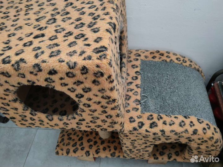 Домик для кошки с когтеточкой