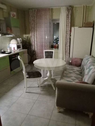 2-к. квартира, 80 м², 4/5 эт.