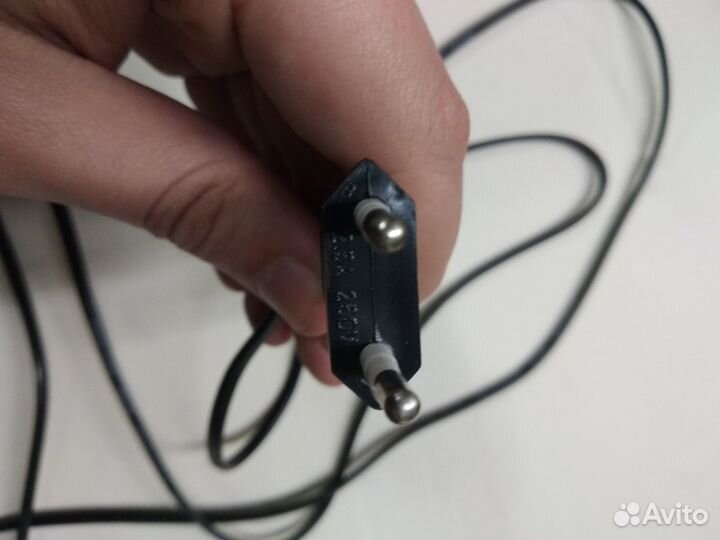 Шнур сетевой 2 жилы с сечением 0.2