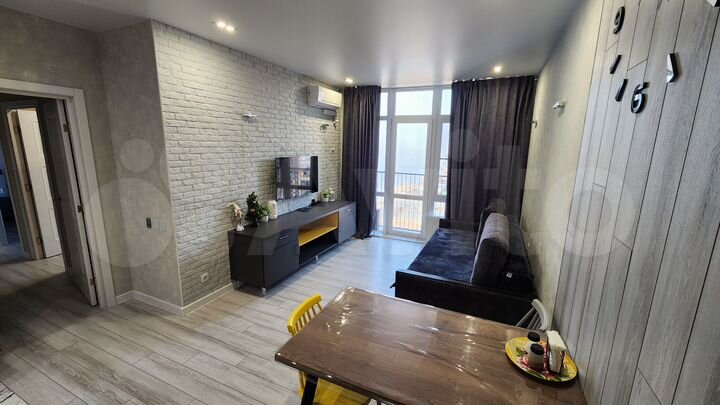 2-к. квартира, 57 м², 13/19 эт.