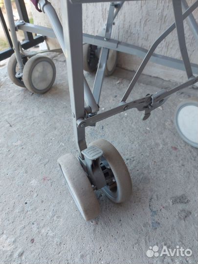 Коляска трость