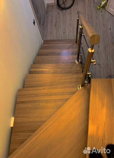 Лестница в дом или квартиру