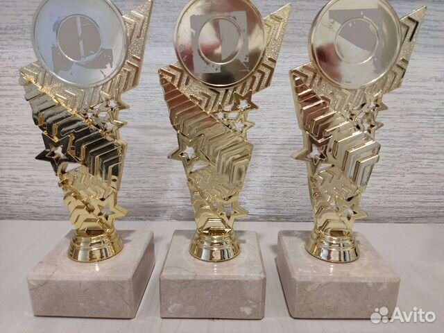 Спортивные кубки