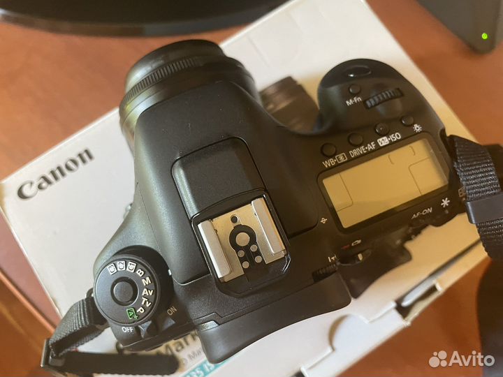 Canon EOS 7d Mark II (Зеркальный фотоаппарат)