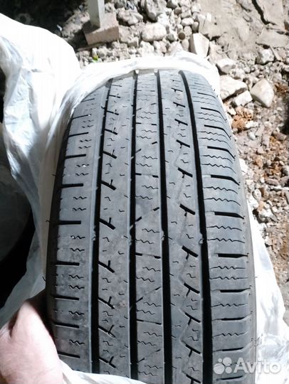 Annaite 101 215/70 R16 204ZR