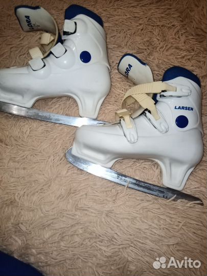 Коньки фигурные Larsen Lora 34р