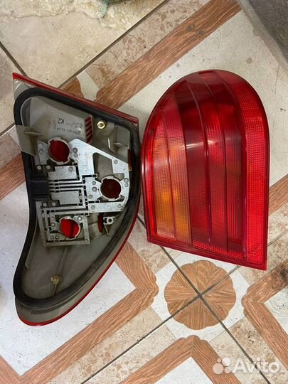 Фонари задние mercedes w210