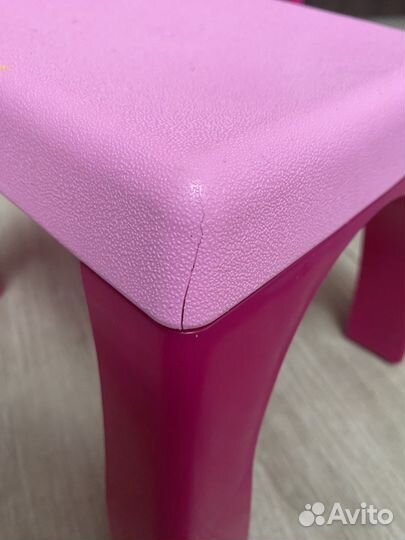 Детский столик и кроватка для кукол