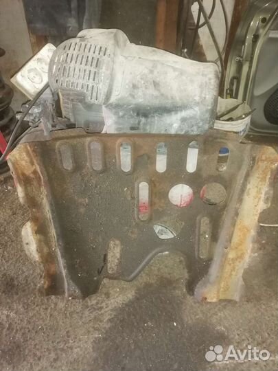 Защита двигателя Renault clio