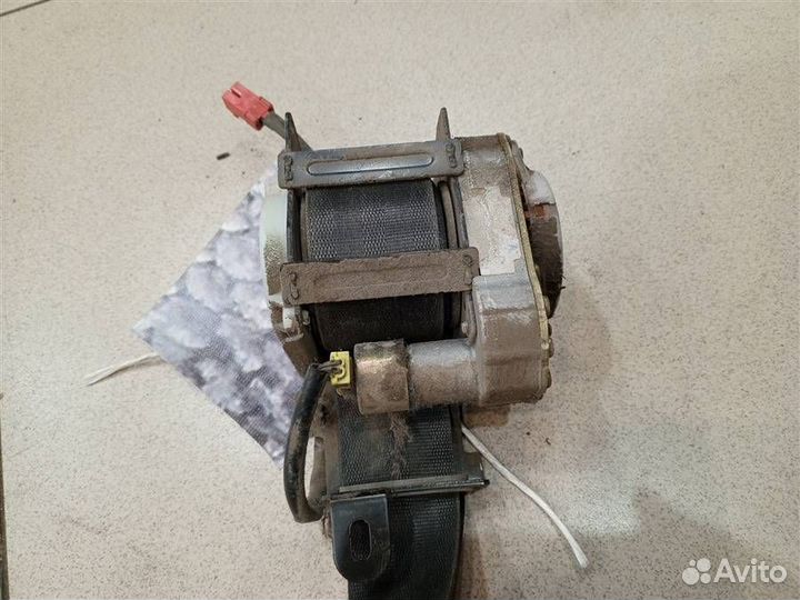 Ремень безопасности передний левый Mitsubishi Paj