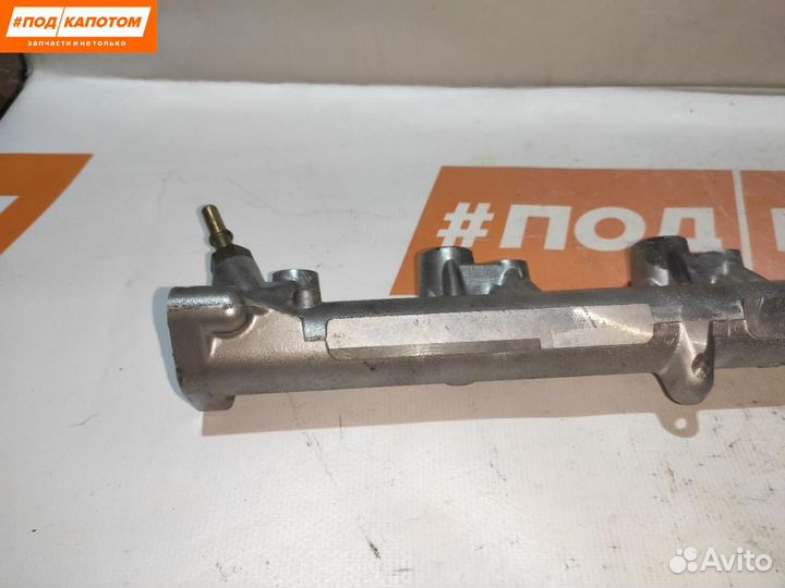 Топливная рампа Mazda CX-7 2008