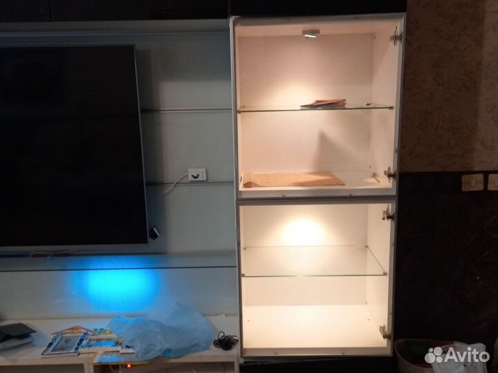 Стенка в гостиную бу Икеа черно-белая