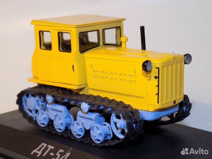 Модели тракторов 1:43