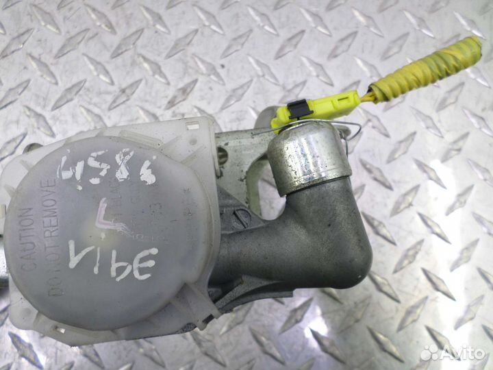 Ремень безопасности Pontiac Vibe 1