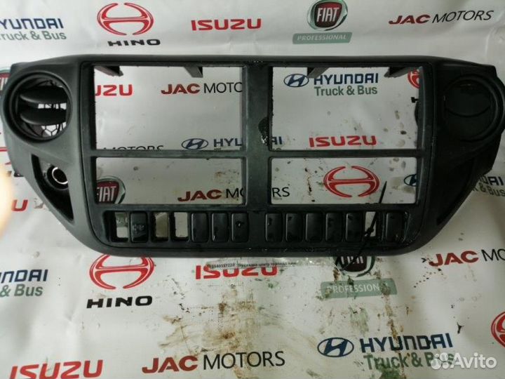 Консоль ценральная Хино 500