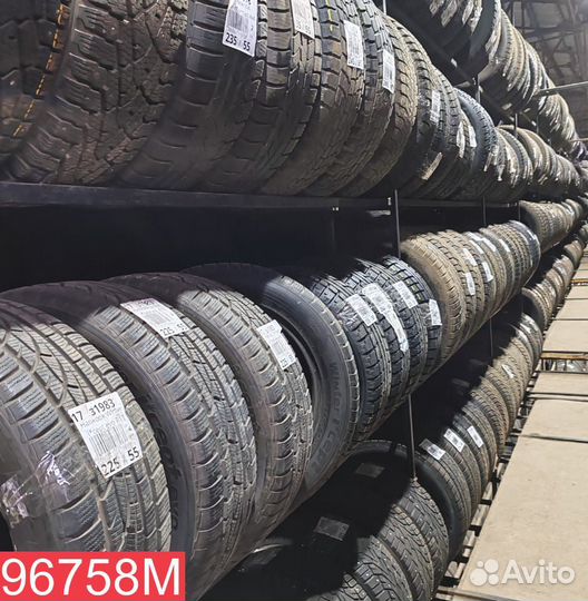 Bridgestone Blizzak VRX2 215/60 R17 94P