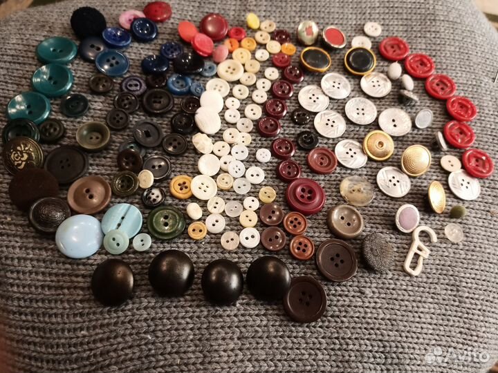 Пуговицы