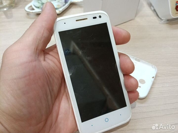 ZTE Blade Q Lux 3G, 4 ГБ