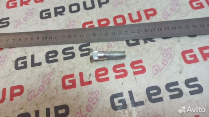 Шпилька колес DY перед Demio Verisa Mazda 2