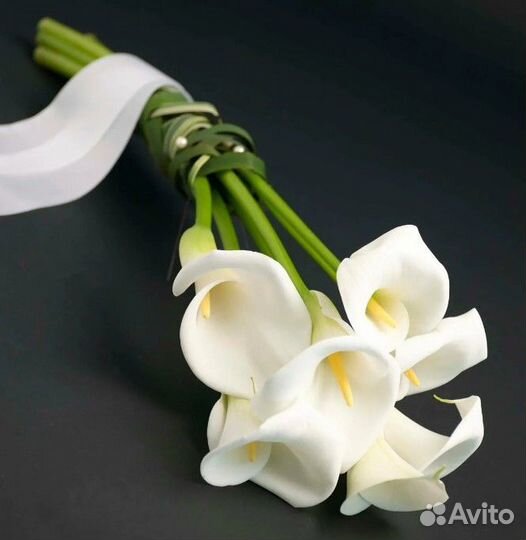 Каллы свадебный букет