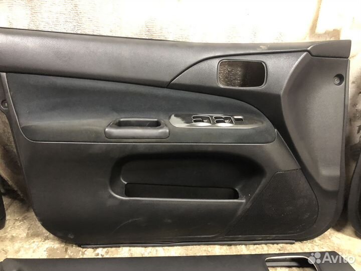 Дверные карты Mitsubishi Lancer 9