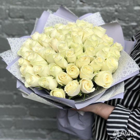 Белые розы букет