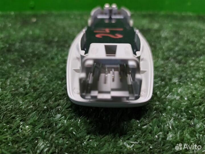 Плафон салона Ford Focus 3 (CB8) 2015