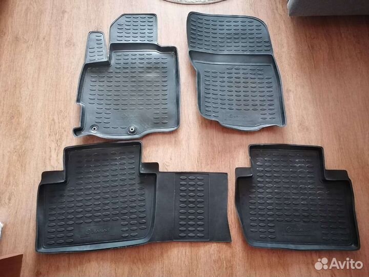 Резиновые коврики от Outlandera