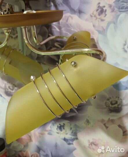 Светильник потолочный