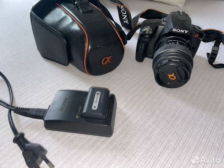 Цифровой зеркальный фотоаппарат Sony-A390