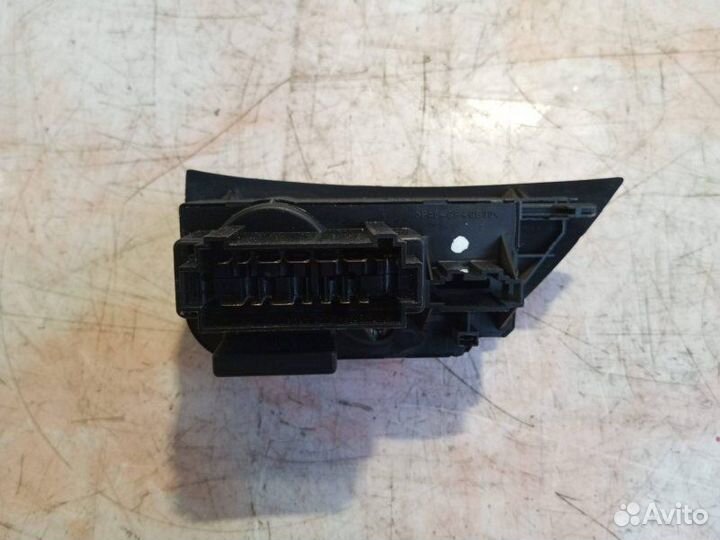 Переключатель света Volkswagen Polo 6K2 1F 1998