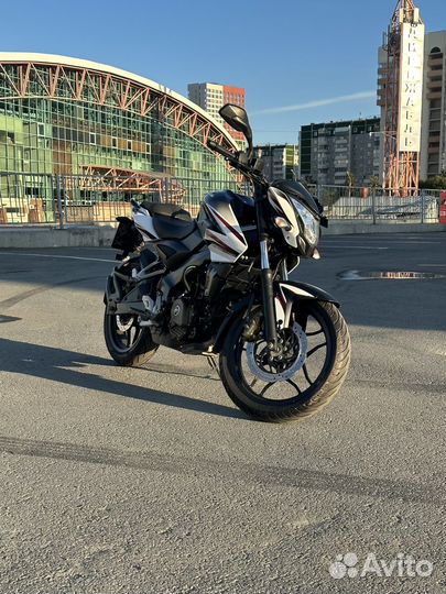 Bajaj Pulsar Ns200