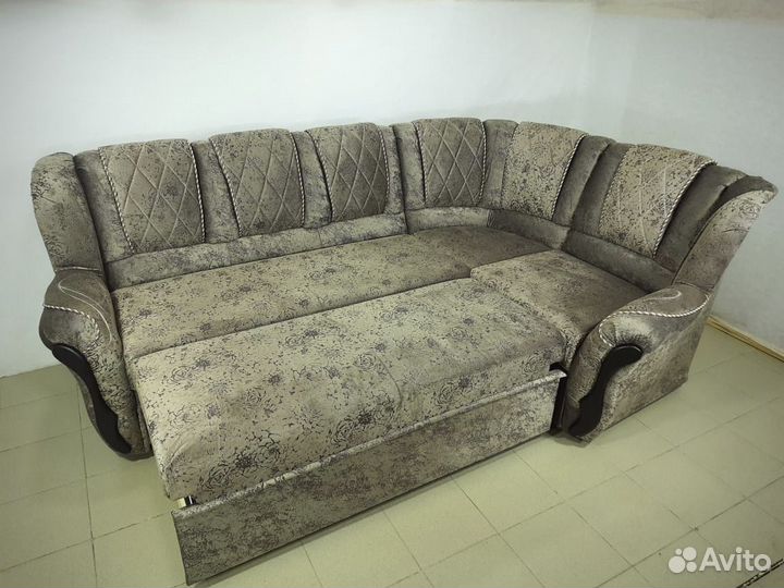 Угловой диван