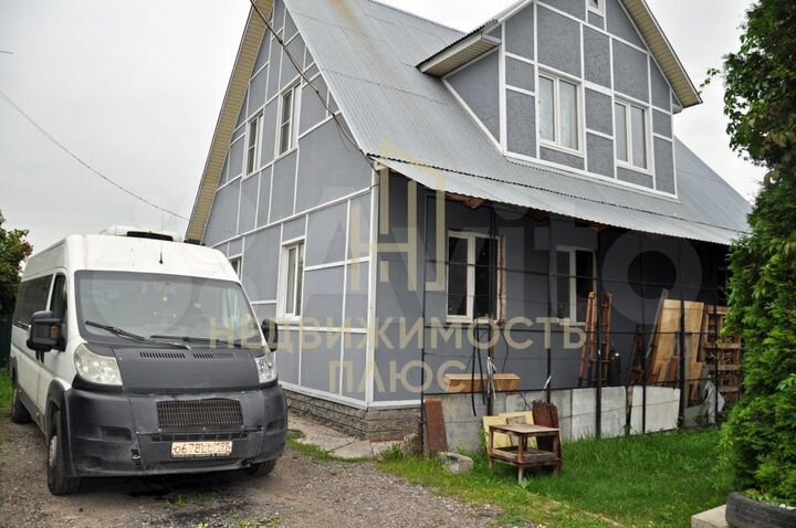 Дом 158,8 м² на участке 15 сот.