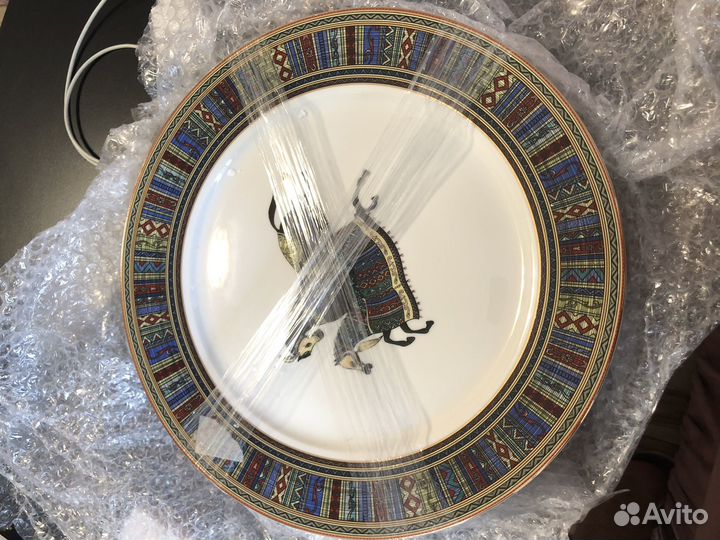 Набор дизайнерской посуды, тарелки