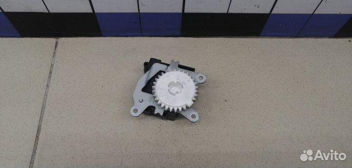 Моторчик заслонки отопителя RAV 4 2013