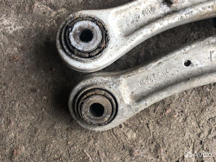 Задние рычаги Audi Q7