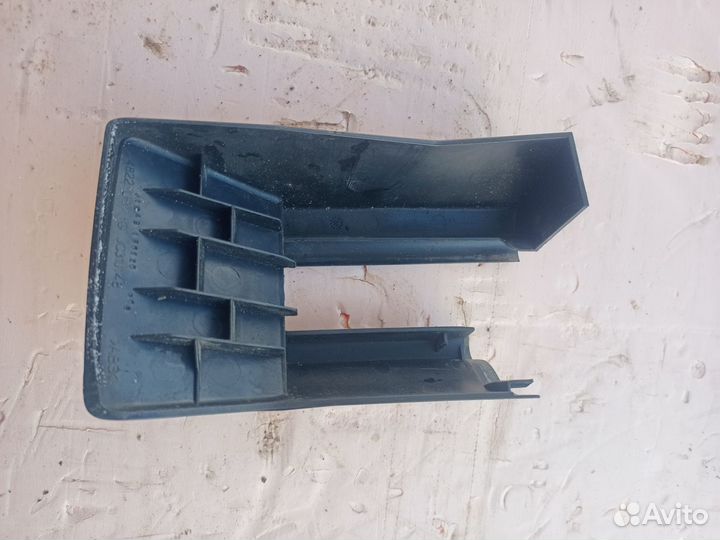 Накладка сиденья задняя левая Mercedes-Benz W164