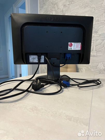 Монитор LG flatron