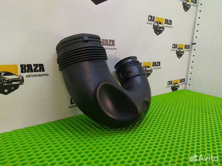 Патрубок воздушного фильтра cdab 1.8 TSI