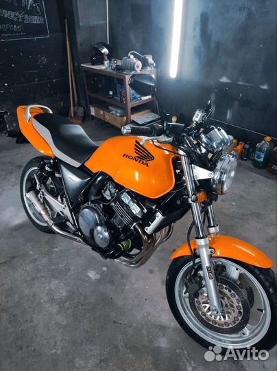 Honda cb 400 sf